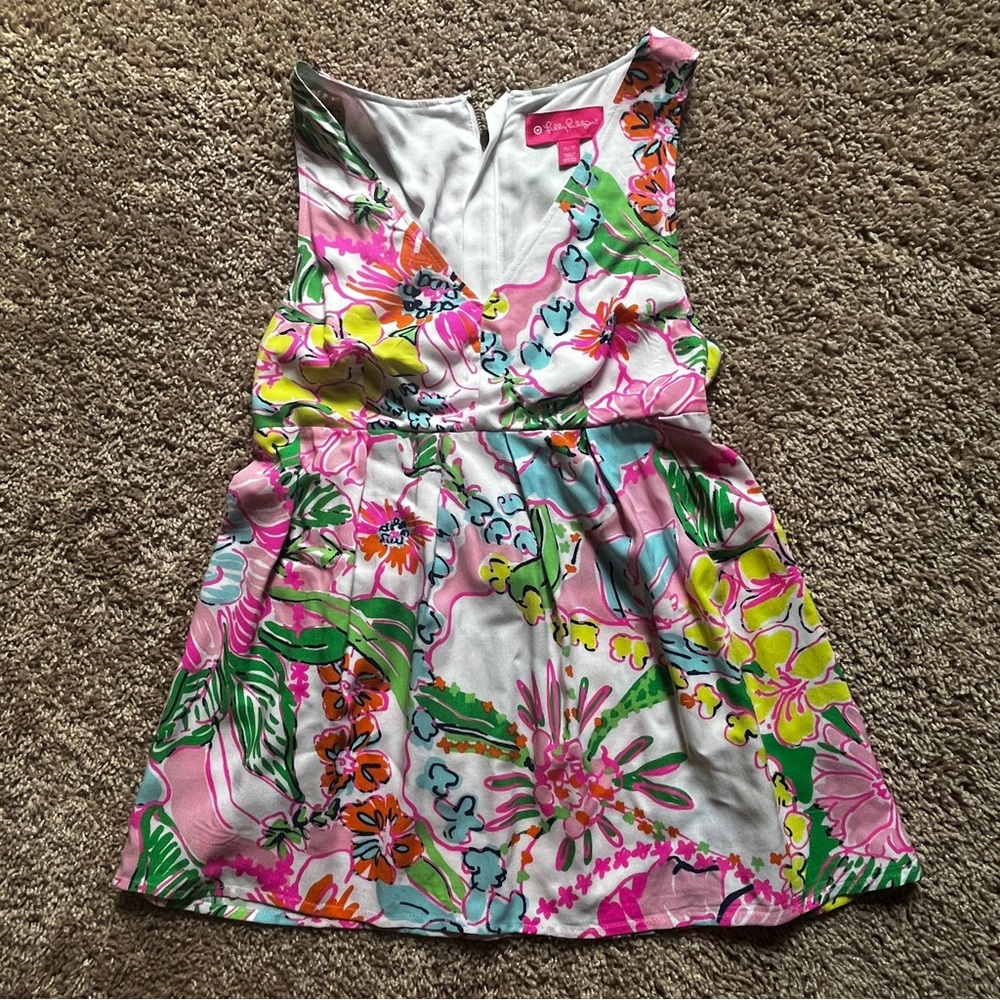 Lilly Pulitzer for Target top AXS.